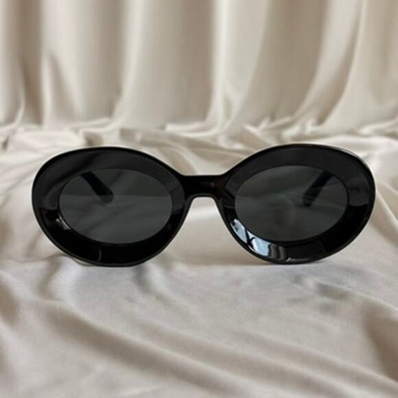 Other Accessories - Chunky Oval Sunglasses - Black Frame & Lenses, UV400
